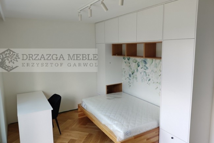 Pokój z meblami na wymiar