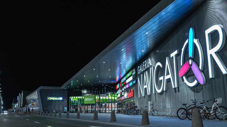 Navigator. Zdjęcia miasta nocą