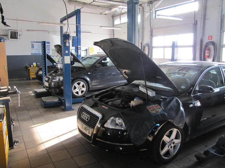 Specjalizacja w naprawie nowoczesnych samochodów