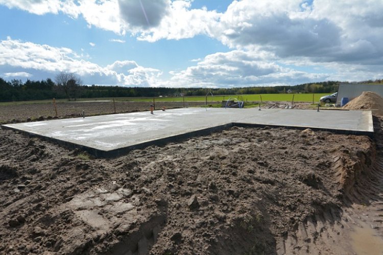 W trakcie wykonywania płyty fundamentowej