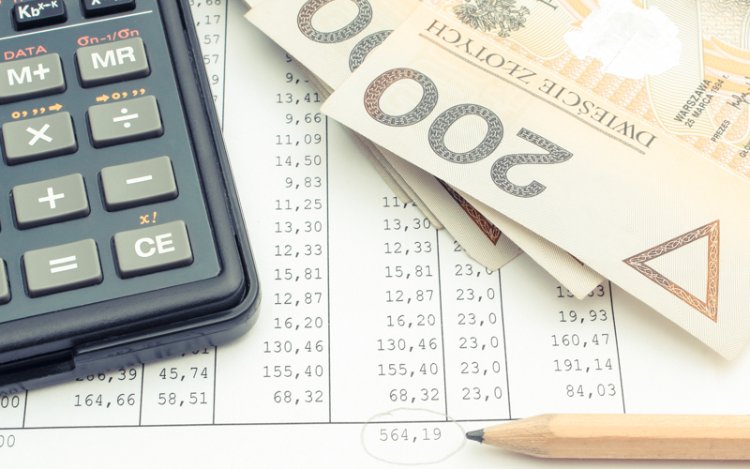 Prowizja opłacona jednorazowo czy kredytowana