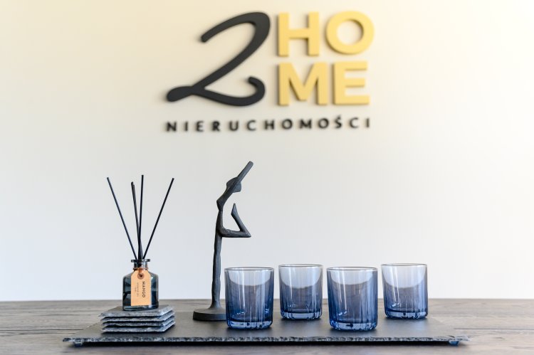 2Home Nieruchomości – widok biura