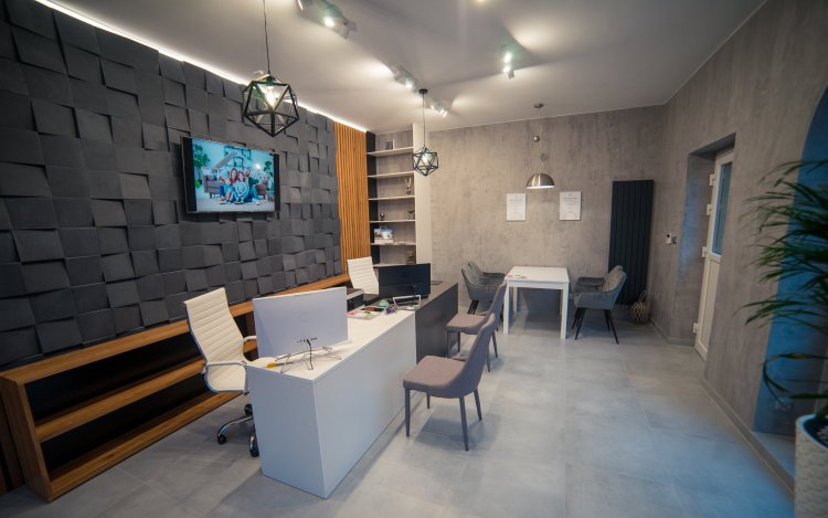 Sprzedaż mieszkania przez pośrednika nieruchomości