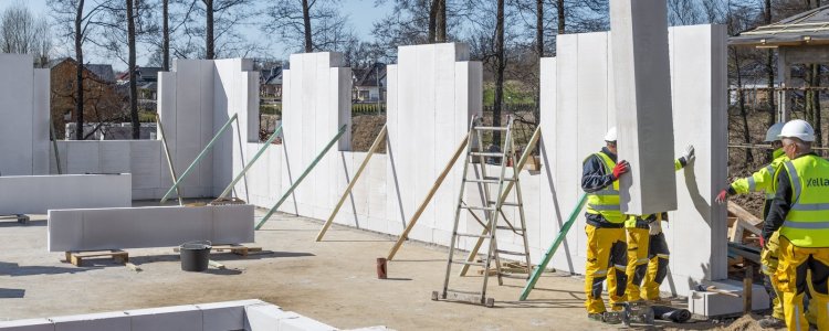 Wielkoformatowe elementy ścienne z betonu komórkowego